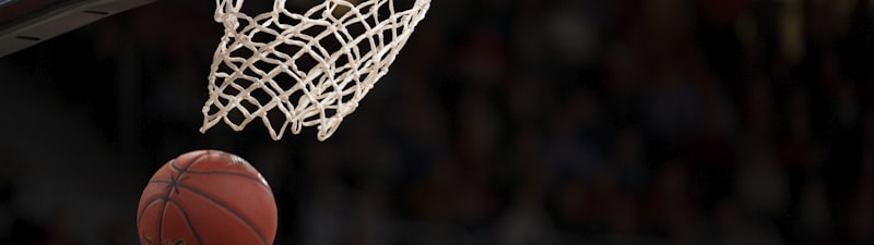 NBA总决赛湖人队与凯尔特人队精彩对决瞬间